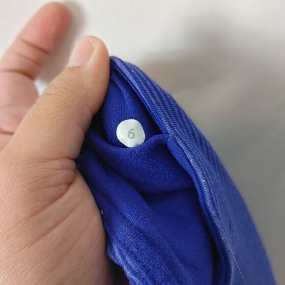 Lululemon Gather & Crow Crop Pigment Blue/ Tonka S - Picture 2 of 8